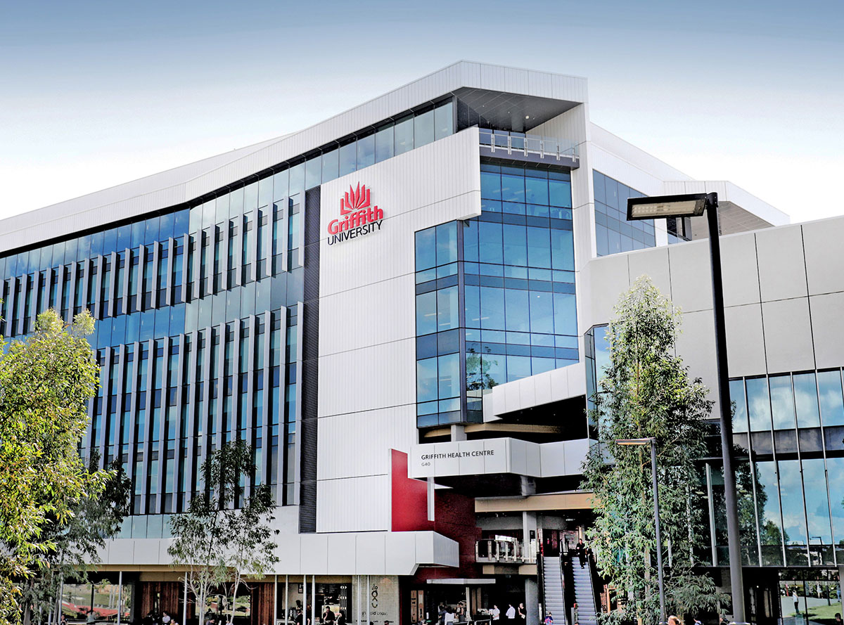 2018 دوسالانه دانشکده 1 portfolio image 5